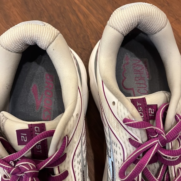 Brooks white and purple ghost 12 size 8.5 - Picture 4 of 6